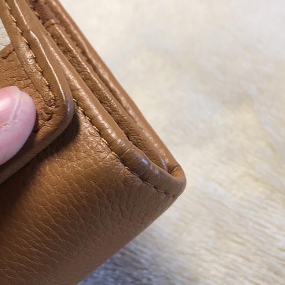 Authentic leather Fossil wallet - Picture 2 of 6